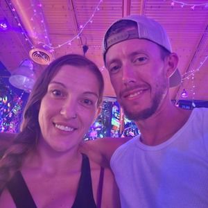 Meet your Posher, Robin